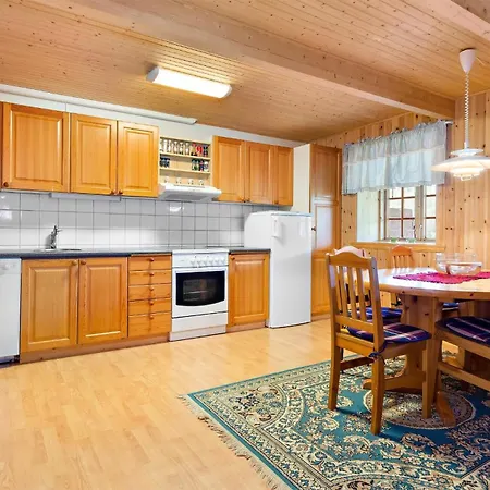 2 Bedroom Lovely In Appartamento *